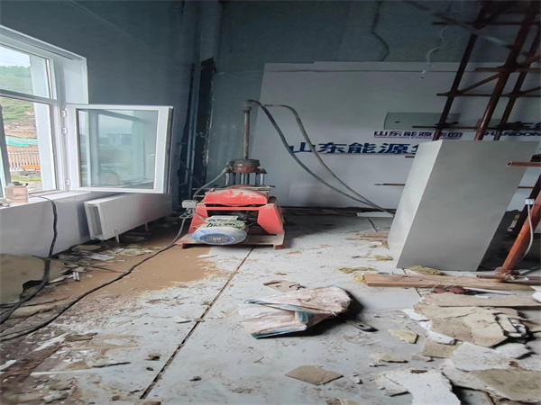 华阴地基基础下沉墙体裂缝加固注浆顶升施工